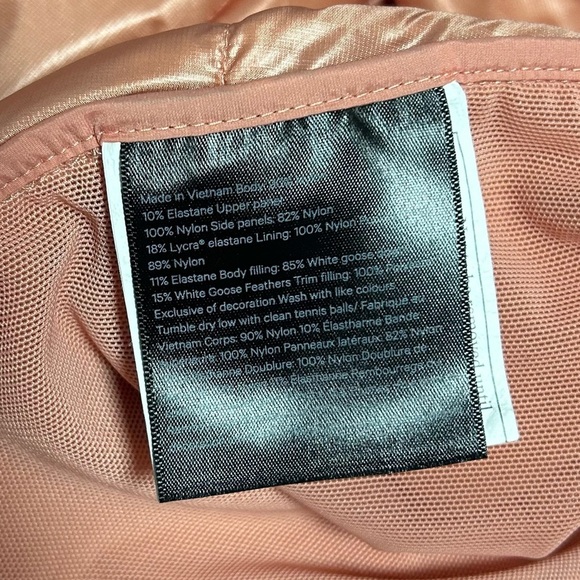 lululemon athletica Coral Vest - Picture 11 of 12